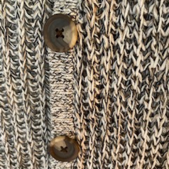 American Eagle Long Sleeve Sweater - Picture 4 of 7